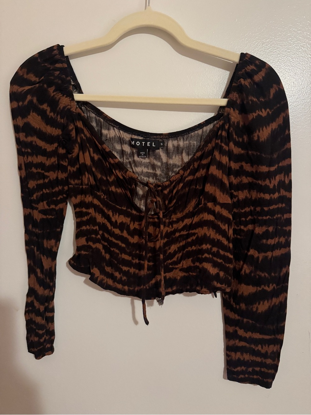 Brown and Black front tie long sleeve Cropped top